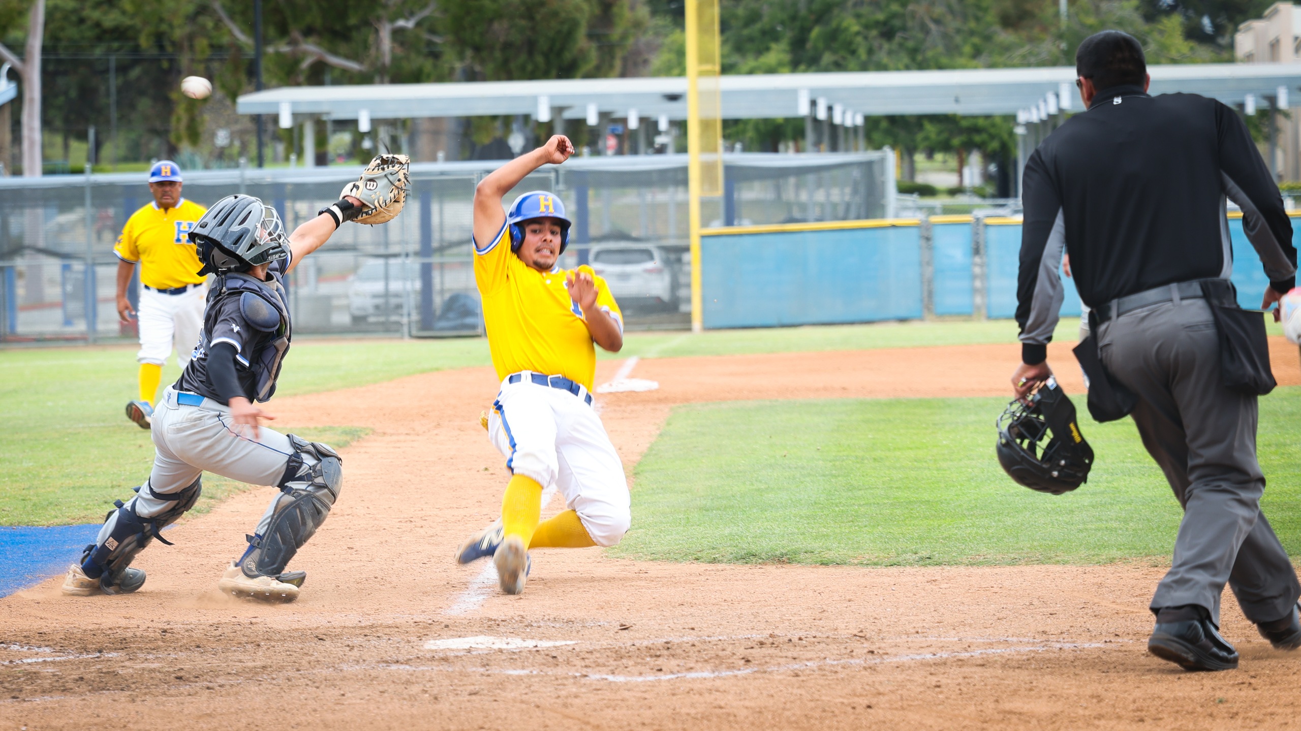 Seahawks Ride Explosive Start to 10&ndash;5 Win Over San Bernardino Valley
